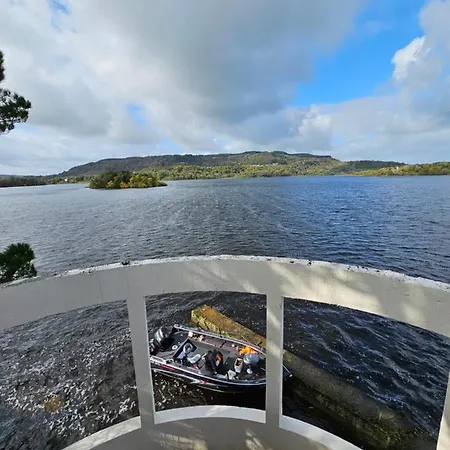 Lakehouse Inchiquin * Droíchead an Chláir