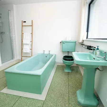 Lakehouse Inchiquin Ferienhaus