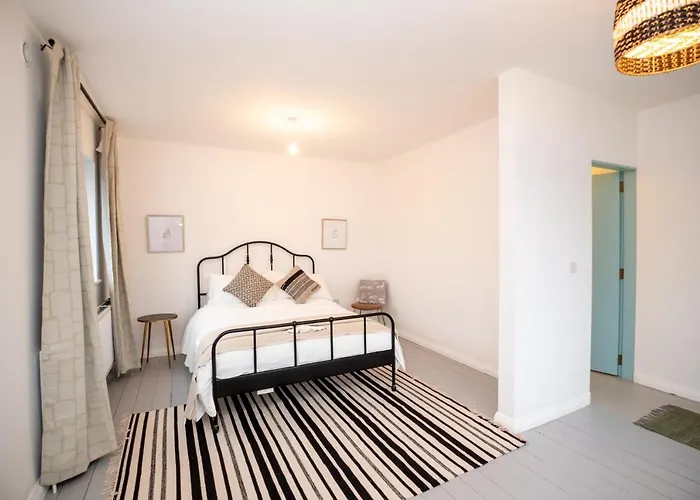 Lakehouse Inchiquin Droíchead an Chláir